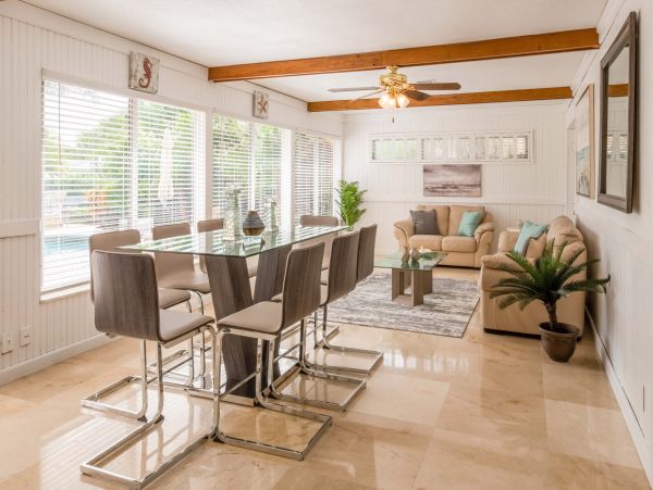 Pompano Beach 3 Bedroom Canal Front Vacation Pool Home