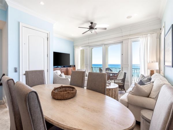 Destin Luxury Beachfront Home Five Bedroom Sleeps 16 Guests