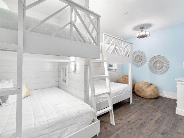 Destin Luxury Beachfront Home Five Bedroom Sleeps 16 Guests
