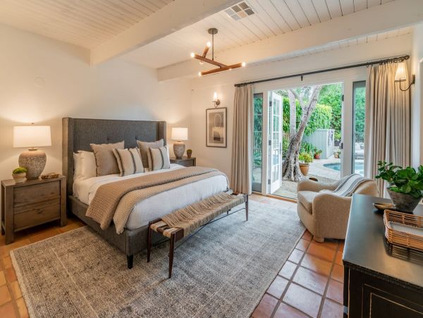 Short Walk to Beach Montecito Vacation Home Private Pool