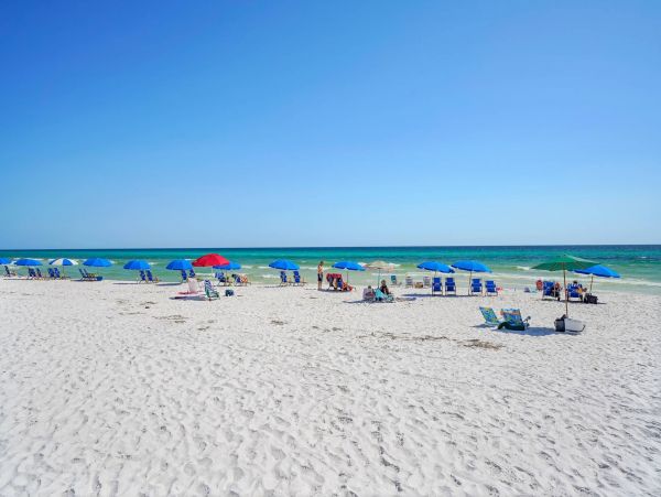 Short Walk to Beach Miramar Vacation Condo With Two Bedrooms