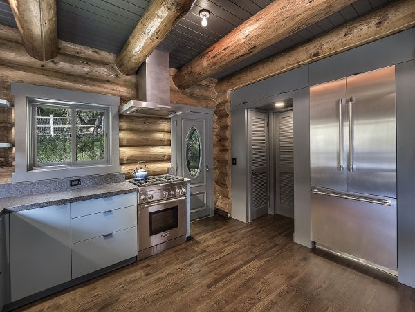 Great Private Log Cabin plus a Cottage with Wooden Spa
