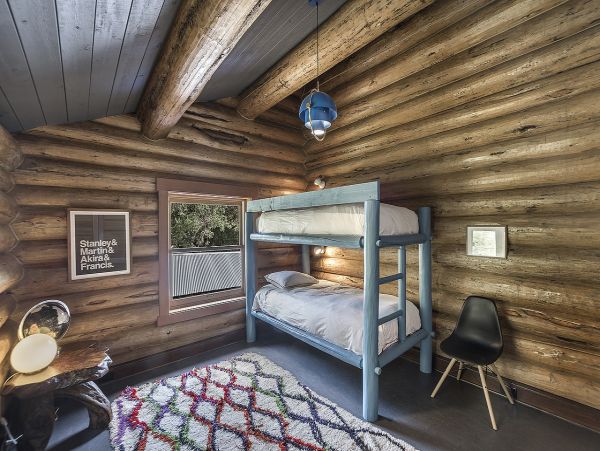 Great Private Log Cabin plus a Cottage with Wooden Spa