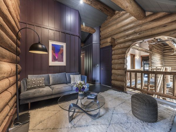 Great Private Log Cabin plus a Cottage with Wooden Spa