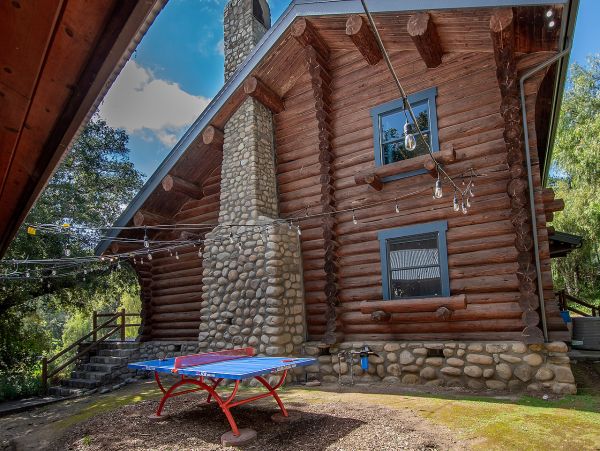 Great Private Log Cabin plus a Cottage with Wooden Spa