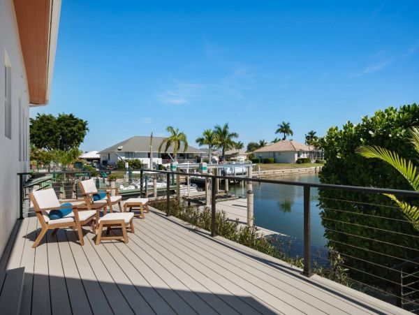 Luxurious Waterfront Retreat with Private casita and Expansive Outdoor Living