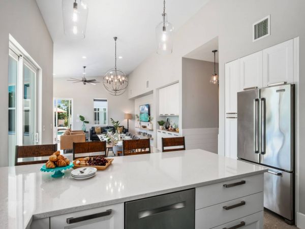 Luxurious Waterfront Retreat with Private casita and Expansive Outdoor Living