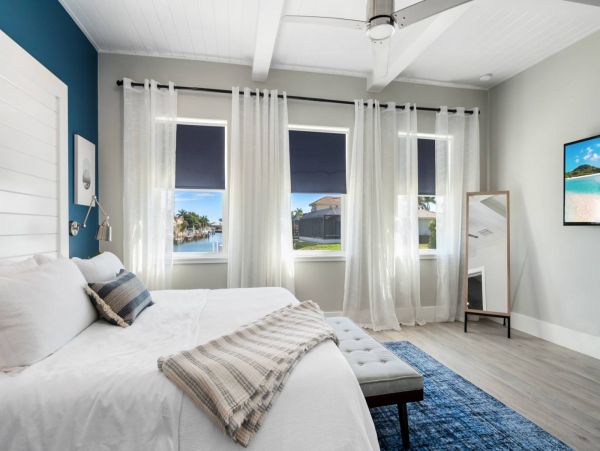 Luxurious Waterfront Retreat with Private casita and Expansive Outdoor Living