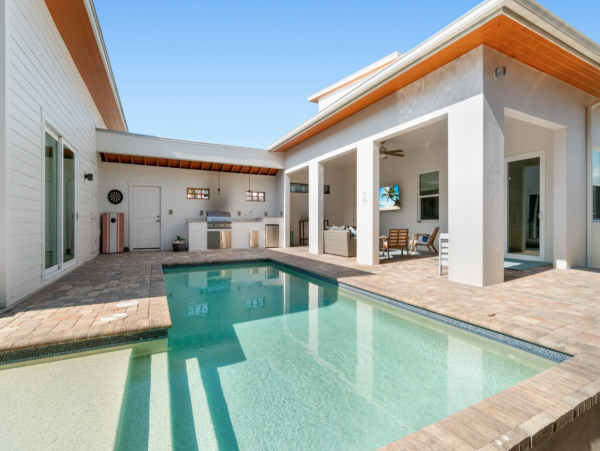 Luxurious Waterfront Retreat with Private casita and Expansive Outdoor Living