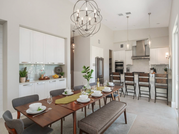 Luxurious Waterfront Retreat with Private casita and Expansive Outdoor Living