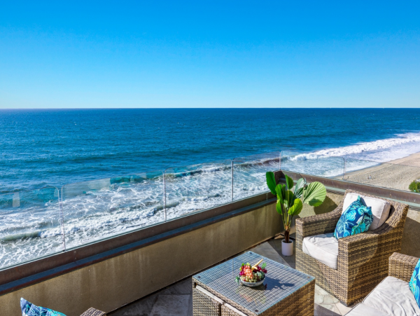 San Diego Luxury Beachfront 9 Bedroom Vacation Duplex