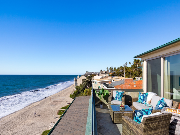 San Diego Luxury Beachfront 9 Bedroom Vacation Duplex