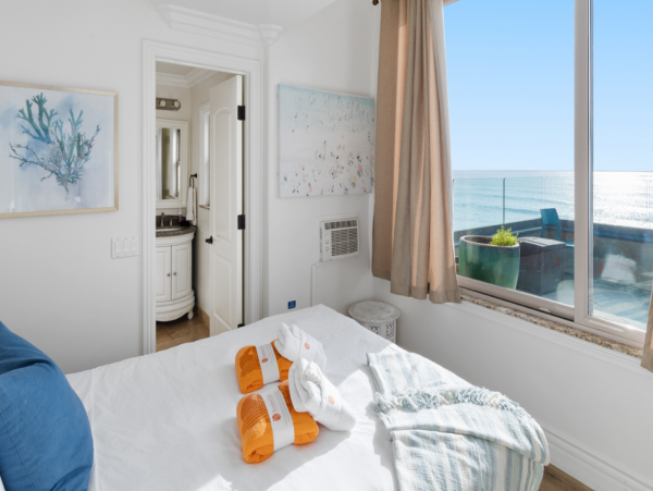San Diego Luxury Beachfront 9 Bedroom Vacation Duplex