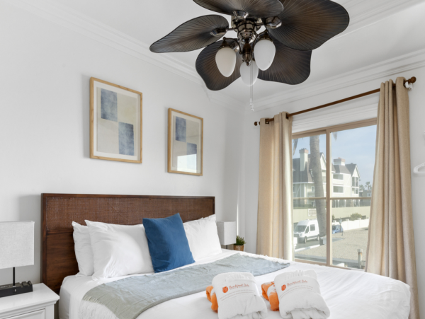 San Diego Luxury Beachfront 9 Bedroom Vacation Duplex