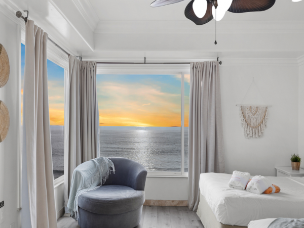 San Diego Luxury Beachfront 9 Bedroom Vacation Duplex