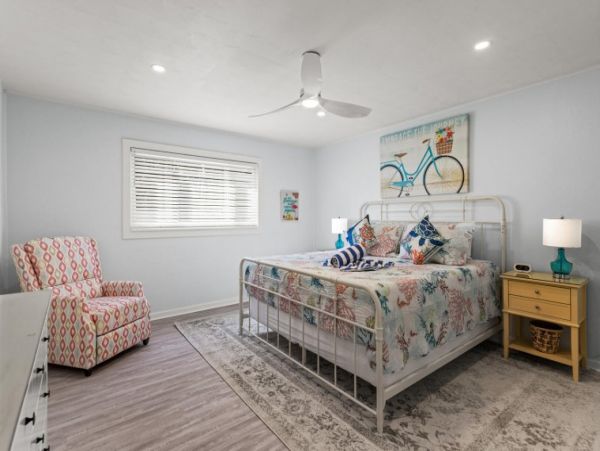 Walk to Beach Fort Myers Vacation Home Private Pool