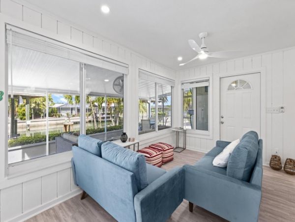 Walk to Beach Fort Myers Vacation Home Private Pool