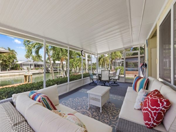 Walk to Beach Fort Myers Vacation Home Private Pool