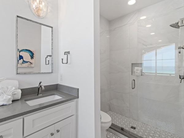 Gulf Views Luxury Destin Vacation Townhome Six Bedrooms