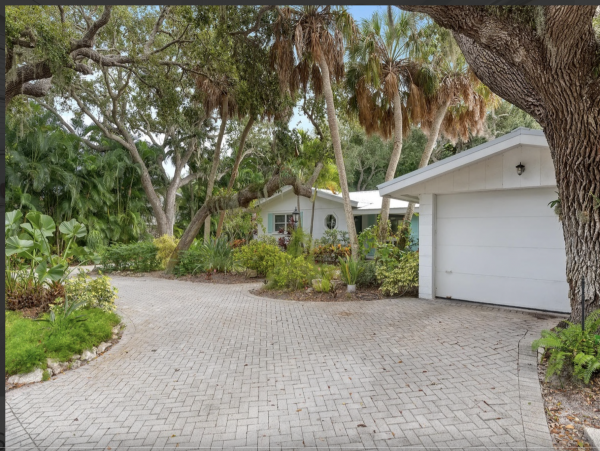 Longboat Key Luxury Vacation Home with Pool