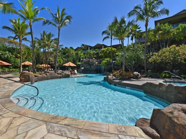 Luxury Three Bedroom Townhome in Kihei Sleeps 6 Guests