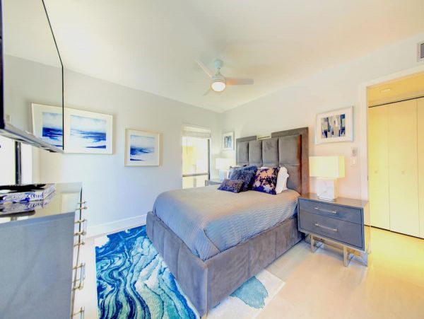 Siesta Key Penthouse 3 Bedrooms 60 Steps to the Beach