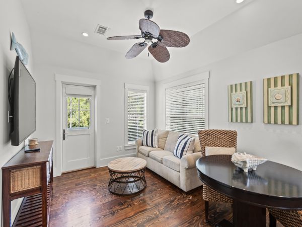 Seagrove Beach Vacation Home 6 Bedrooms + Guest House
