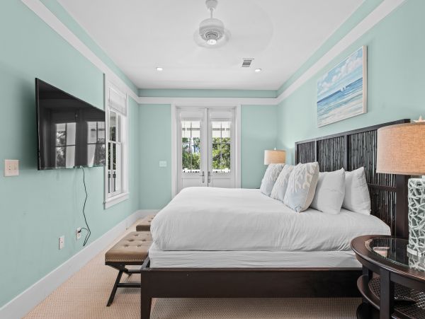 Seagrove Beach Vacation Home 6 Bedrooms + Guest House