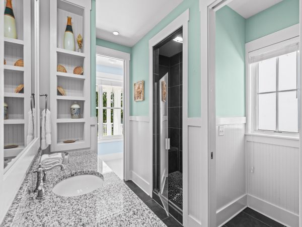 Seagrove Beach Vacation Home 6 Bedrooms + Guest House