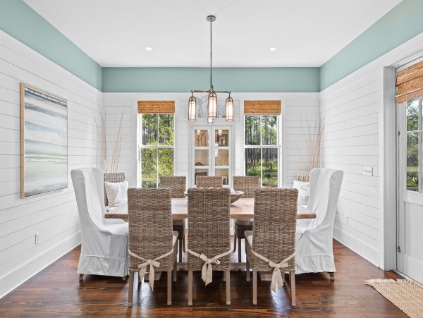 Seagrove Beach Vacation Home 6 Bedrooms + Guest House