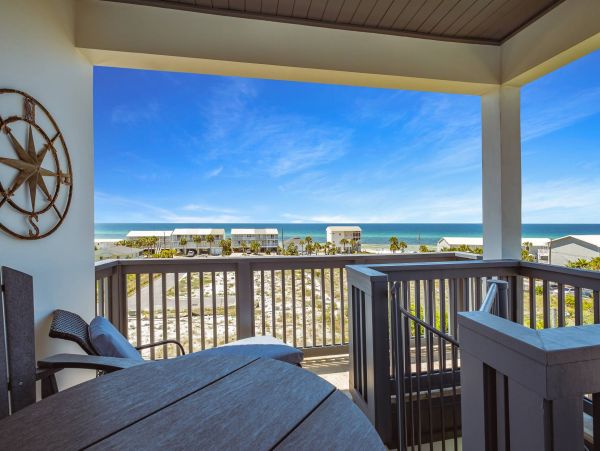 Short Walk to Beach Vacation Home Private Pool