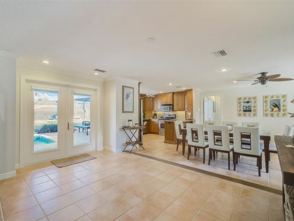 Siesta Key Florida New Rental Pool Home