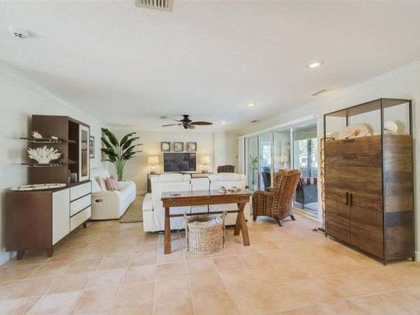 Siesta Key Florida New Rental Pool Home