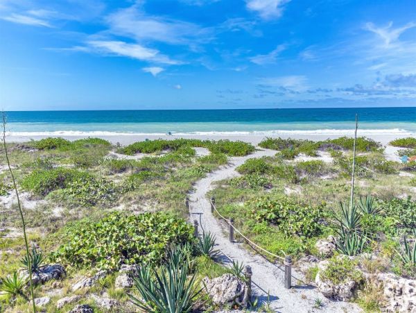 Captiva Island Luxury Rental with Pool, Dock & Beach Access
