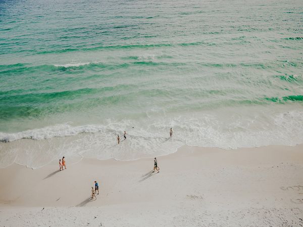 Short Walk to Beach Vacation Home 4 Bedroom in Grayton Beach