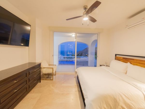 Luxury Los Cabos Villa Marina & Ocean Views From Terrace