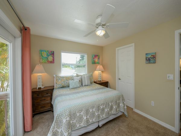 Short Walk to Beach Holmes Beach Vacation Home Private Pool