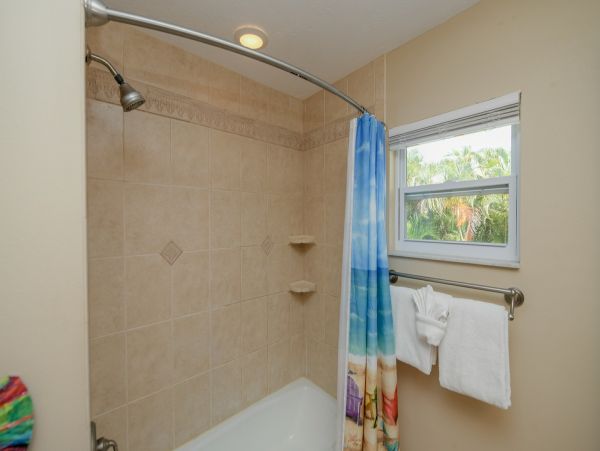 Short Walk to Beach Holmes Beach Vacation Home Private Pool