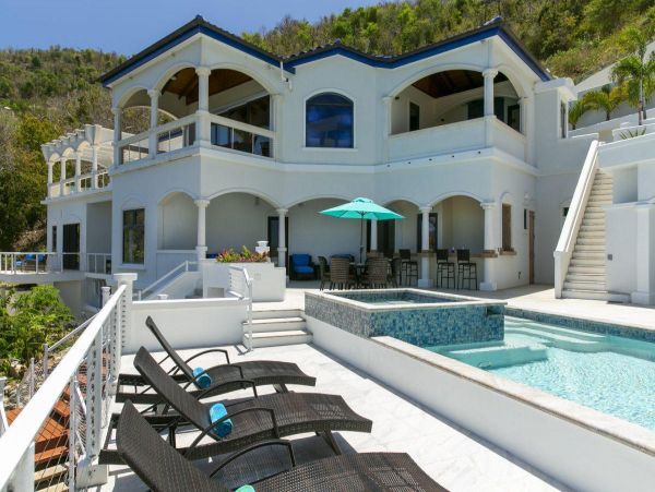 St. John Luxury Villa with Stunning Bay Views