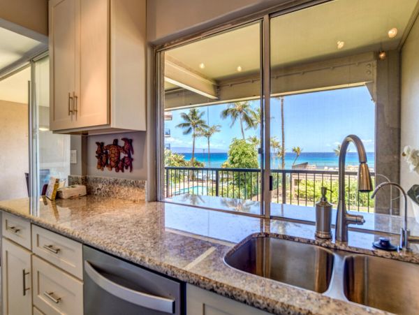Luxury Full Pacific Views Maui Accommodation