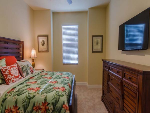 Naples Home 989893