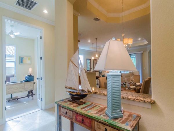 Naples Home 989894