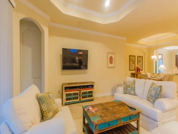 Naples Home 989894