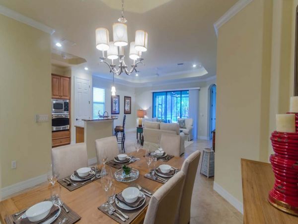 Naples Home 989894