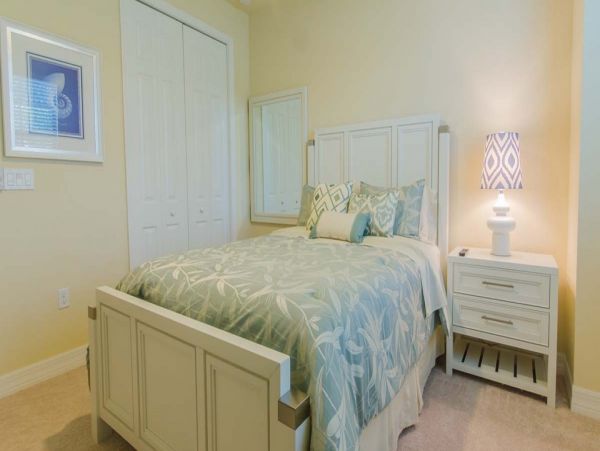 Naples Home 989894