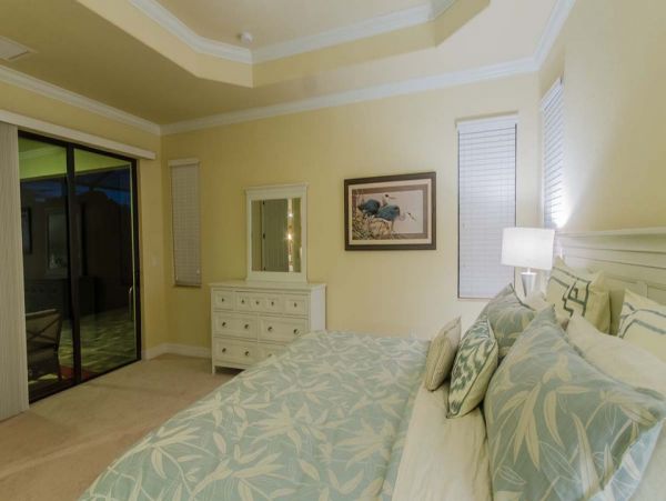 Naples Home 989894