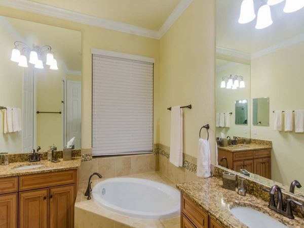 Naples Home 989894