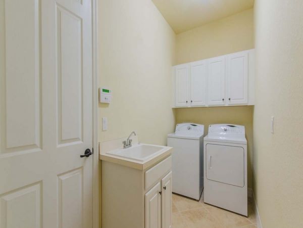 Naples Home 989894