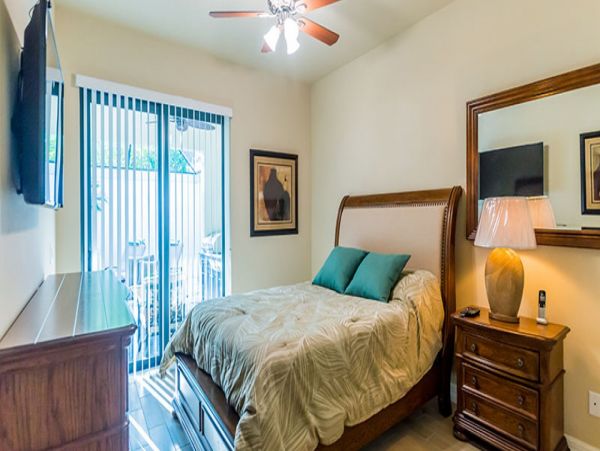 Naples Home 989895
