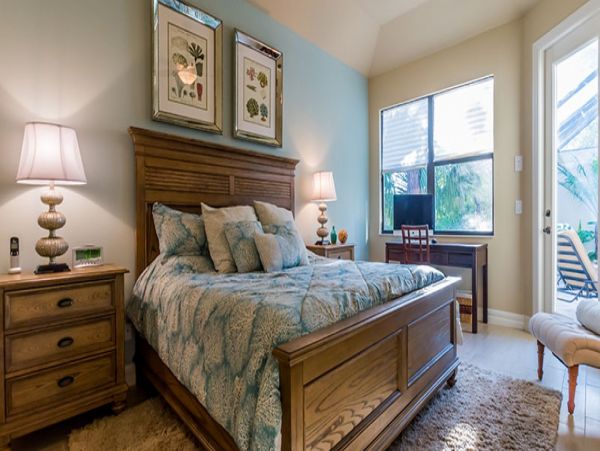 Naples Home 989895